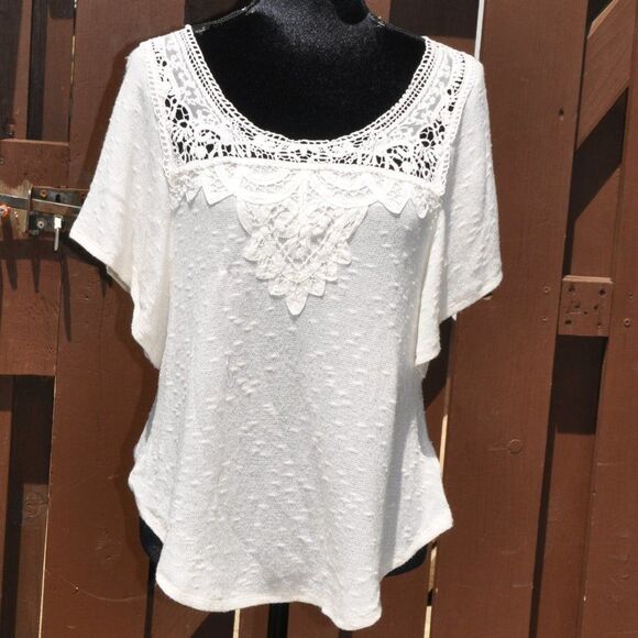 Anthropologie Tops - Anthropologie S Deletta White Crochet Lace Applique Knit Blouse NEW